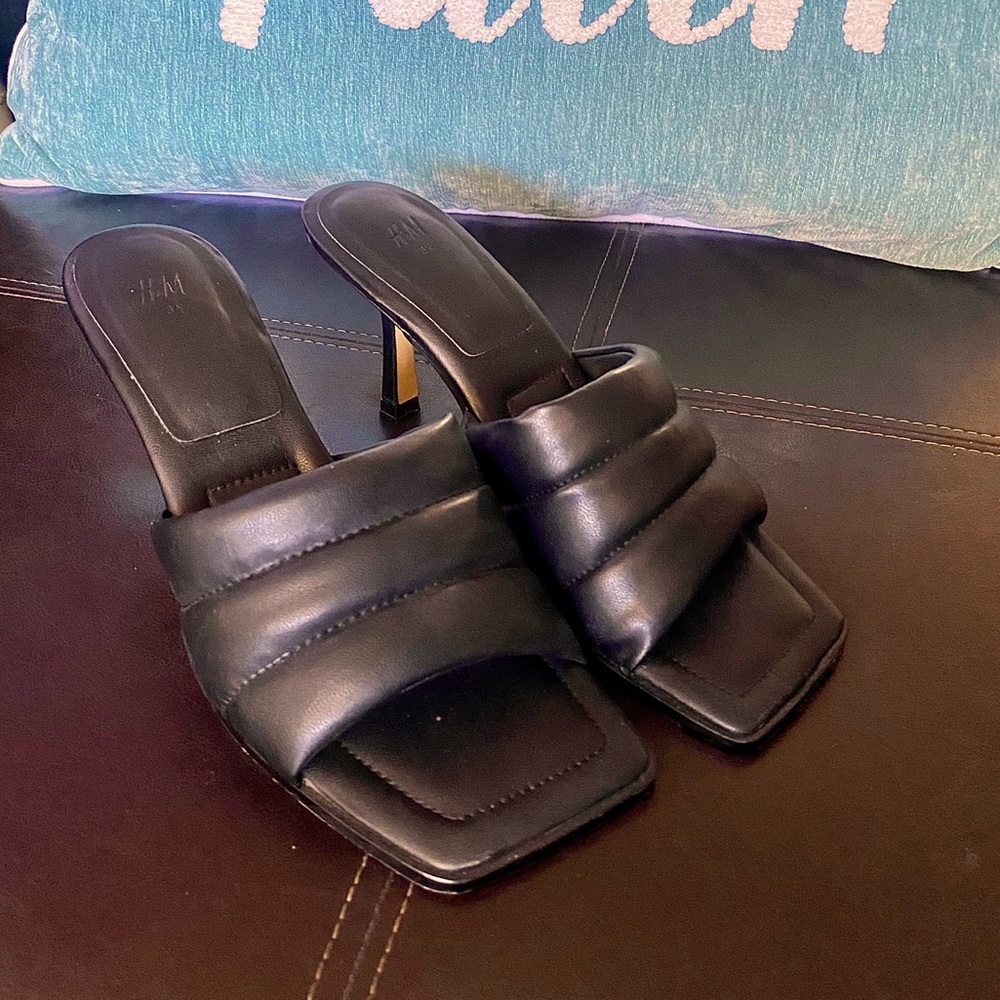 H&M Black Mules